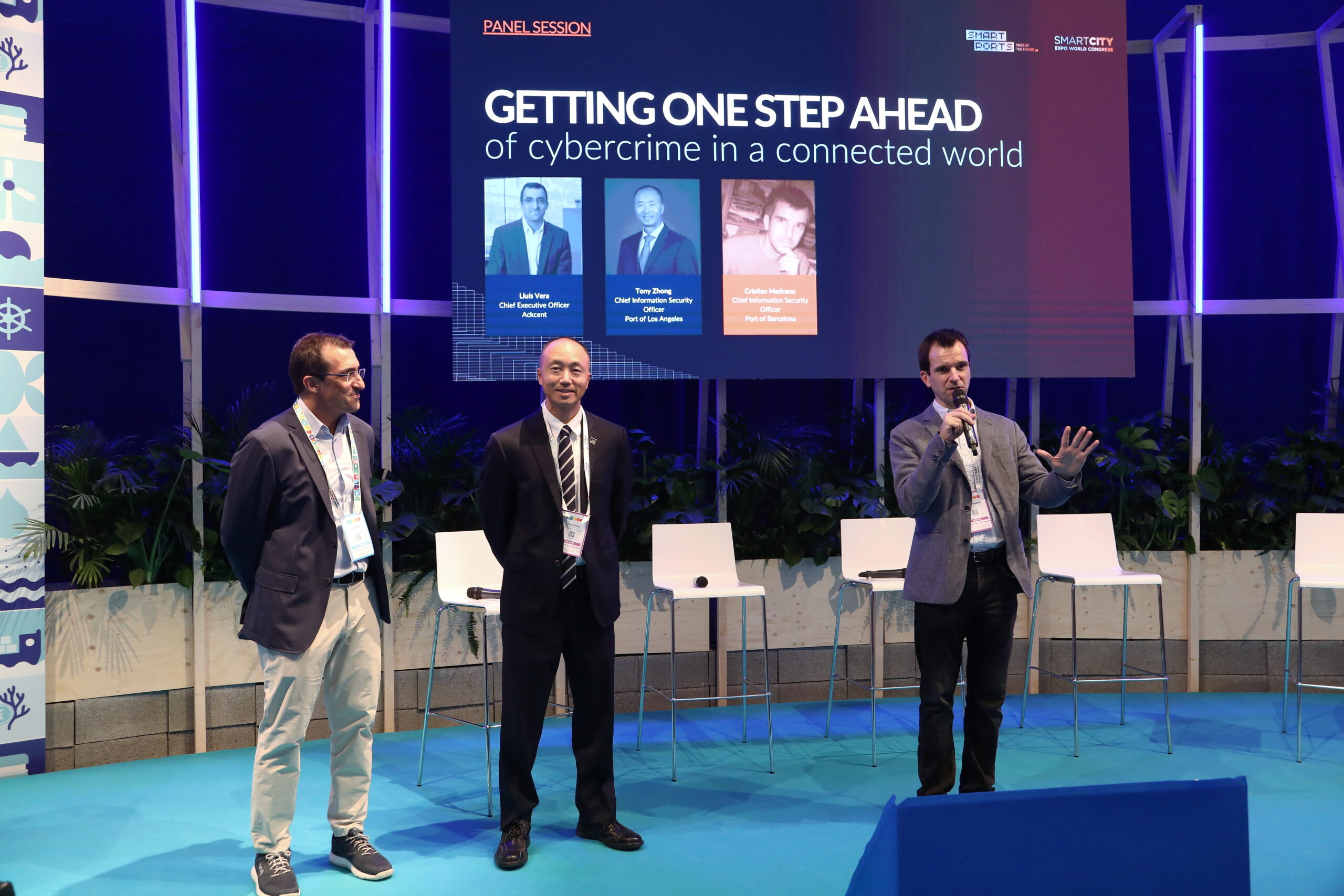 Ackcent leads the cybersecurity session at Smart City Expo 2024